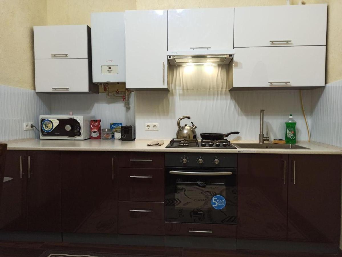 Квартира В Самом Центре Wi-Fi Apartment Chernivtsi Exterior photo